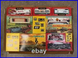 Tyco HO Santa Fe Streamline Passenger Set Dual Lighted Observation Coach Tavern