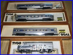 Tyco Streamline Amtrac Passenger Cars Set of 3 with Working Lights