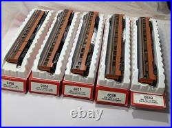 Vintage NOS Rivarossi 1930's Hiawatha Passenger Set HO Never Handled #6635-6639