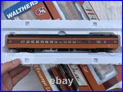 Walthers HO Milwaukee Road Hiawatha 9-Car Passenger Set (LN BOXED)