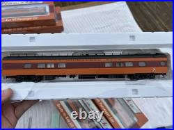 Walthers HO Milwaukee Road Hiawatha 9-Car Passenger Set (LN BOXED)