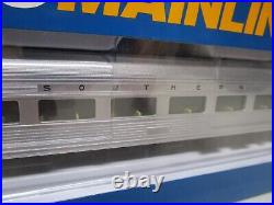 Walthers HO Scale SR Southern Railway 85' Budd Passenger Car Set of 4 NOS