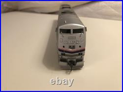 Walthers Ho 1990's Amtrak Passenger Car Set