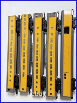 Weaver O Scale 3 Rail Union Pacific Yellow Aluminum 5 Car Passenger Set