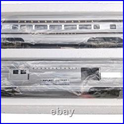 Williams #2601 Pennsylvania Railroad Striped 5 Car Aluminum Passenger Set