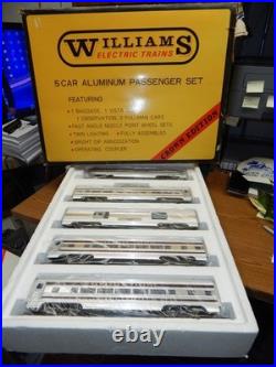 Williams 2610 Canadian Pacific Aluminum Passenger Set 5 Cars Used Little In Box