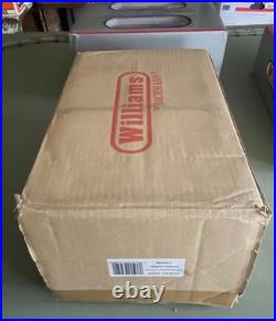 Williams J-Class 4-8-4 Pennsylvania Locomotive/Tender + 4 Car Passenger set NIB