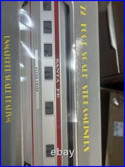 Williams Santa Fe Super Chief 72' 6-Car Streamlined Passenger Set O-Gauge