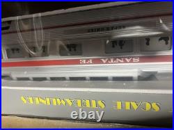 Williams Santa Fe Super Chief 72' 6-Car Streamlined Passenger Set O-Gauge
