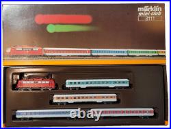 Z Marklin 8111 DB BR 111 Electric Loco & 4 Car Passenger Set (tested) #4